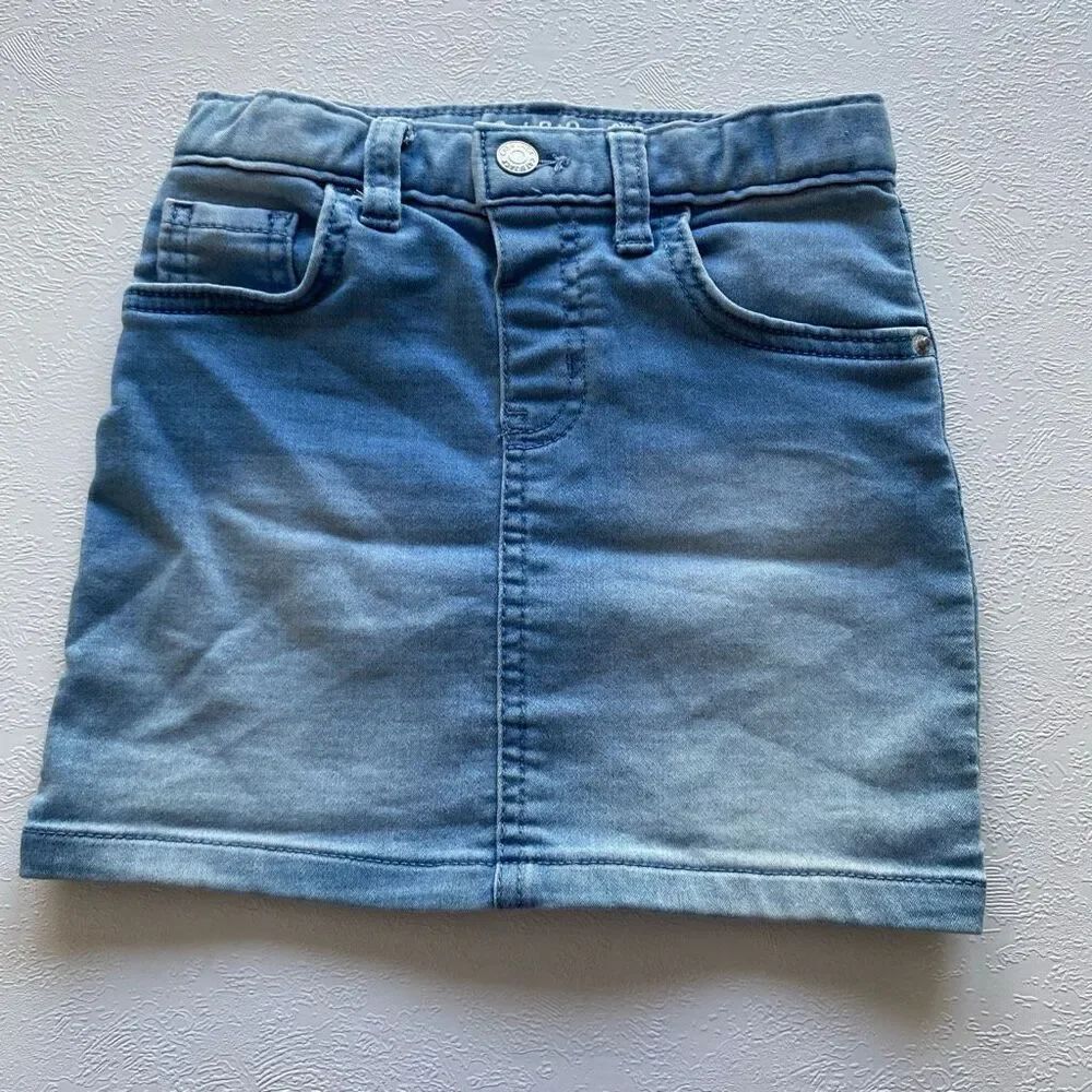 Cat & Jack Toddler Girls Denim Skirt 4T Light Wash Ultimate Stretch